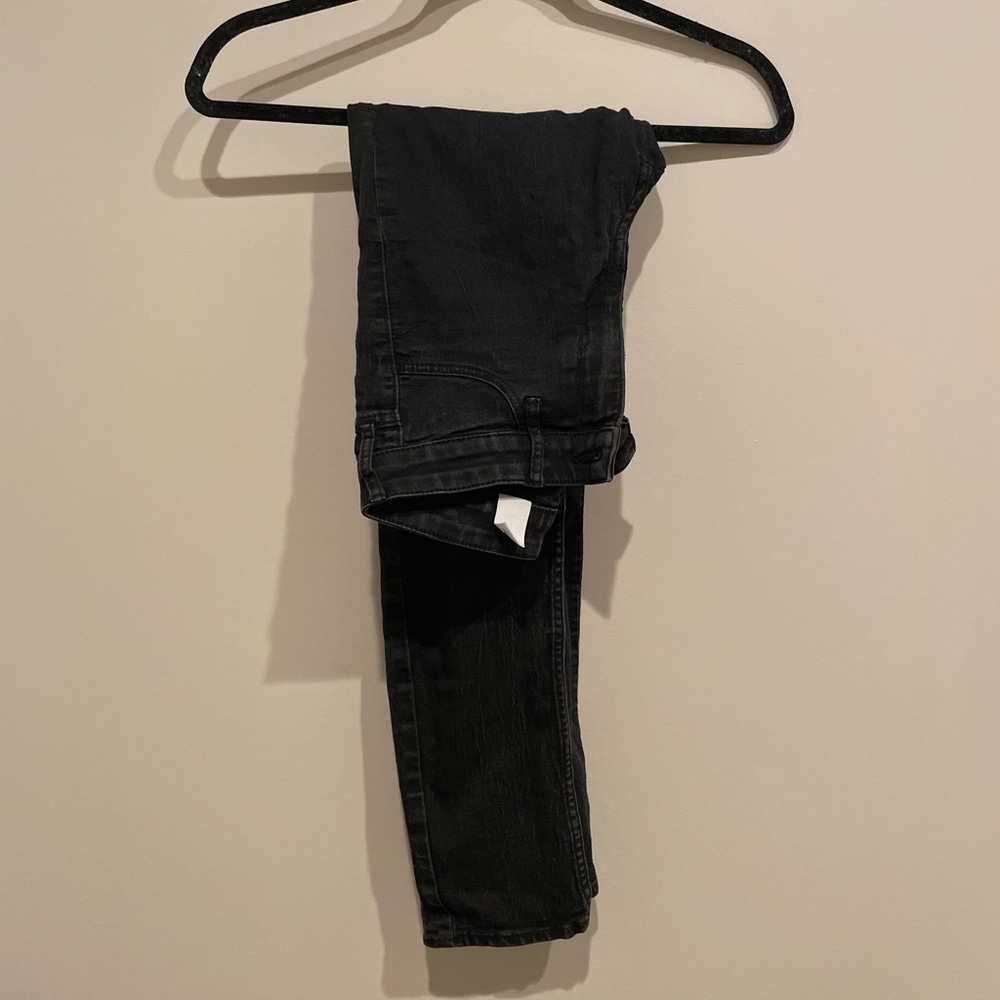 Black skinny jeans